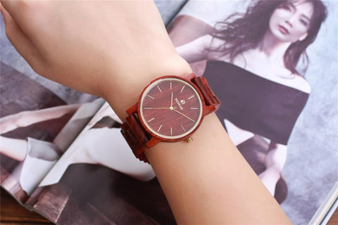 Vintage Classic Sandel Wooden Men's Watch - Retro Style Analog Quartz Wristwatch for Casual & Formal Wear