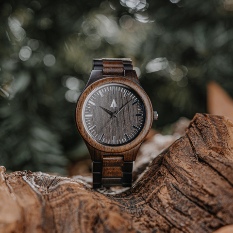 Classic Ebony Walnut Theo