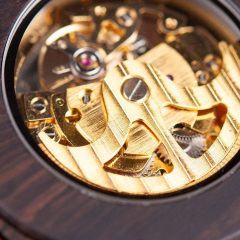 The Biscuit Men's Wooden Watch