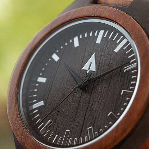 Classic Redwood Ebony Theo